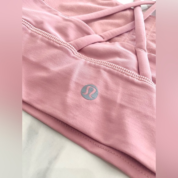 Lululemon Energy Longline Bra Sz 6 Cherry Tint $58 - Picture 3 of 4